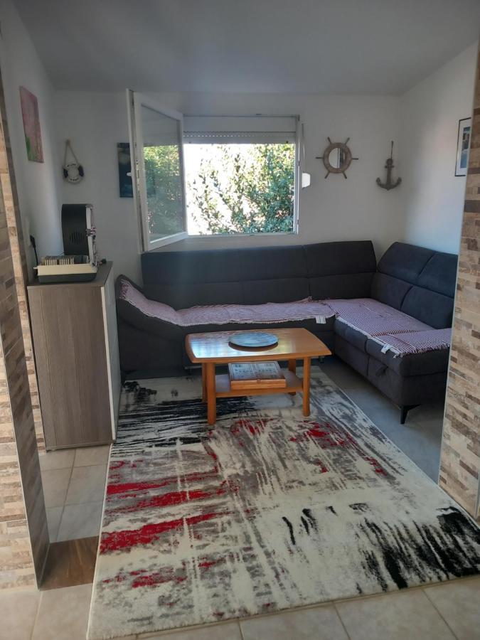 Familien Ferienhaus Vir Croatia 150M Strand Restaurant Einkaufen Bagian luar foto